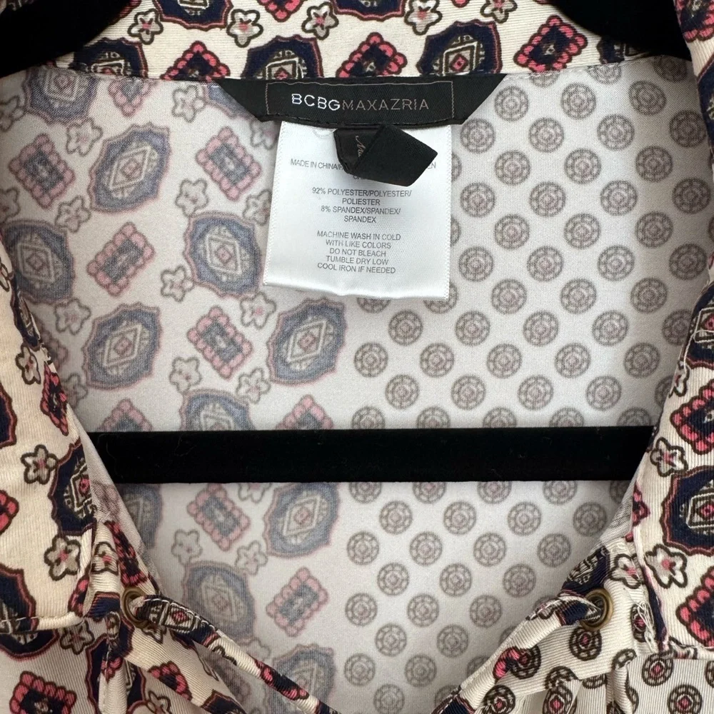 BCBGMaxAzria Boho Paisley Geometric Lace Up Blouse Size Large Dressy Casual Top - Picture 2 of 6